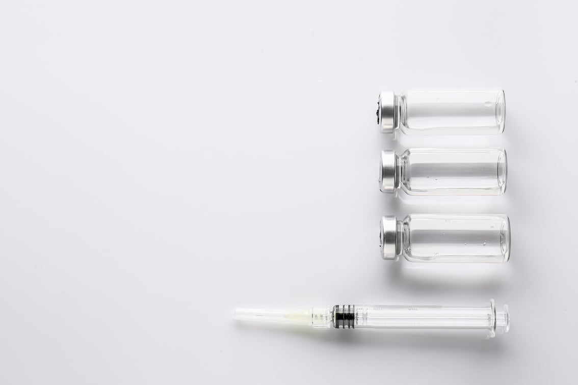 Syringe and Ampules with Filler